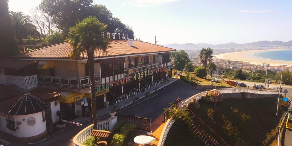 Hostal El Carro Laredo Ngoại thất bức ảnh